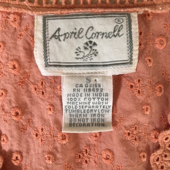 Pretty peachy-pink eyelet boho April Cornell sleeveless top - Picture 4 of 9